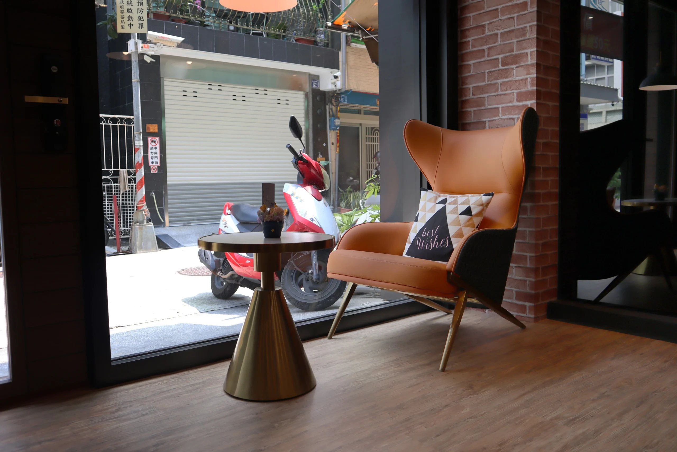 咖啡廳 1 scaled